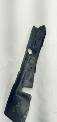 Subaru Outback (BS) Fender foam support/seal 