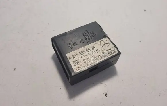 Mercedes-Benz E W211 Door central lock control unit/module A2118209626 510080490