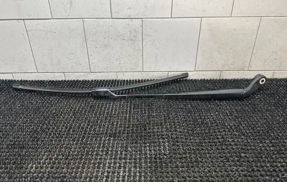 Citroen DS5 Front wiper blade arm 9800362580