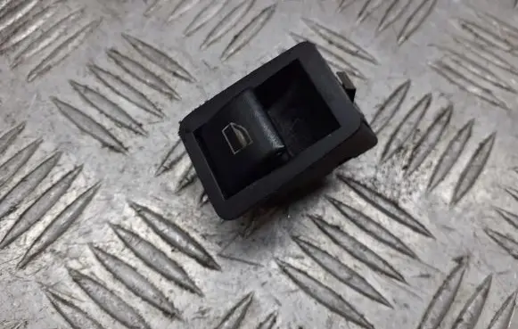 BMW 3 E46 Quarter vent window switch 6902174