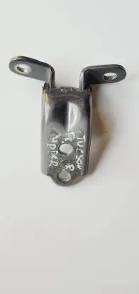 Hyundai Tucson TL Front door upper hinge