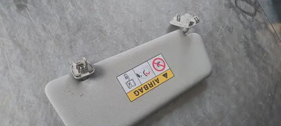 Renault Captur Sun visor