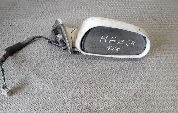 Mazda 626 Front door electric wing mirror E13010519