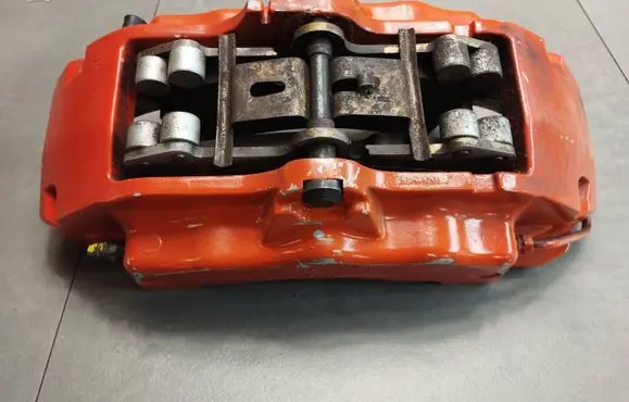 Audi Q7 4L Front brake caliper