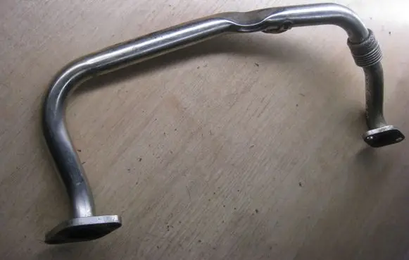 Dodge Caliber Air intake hose/pipe 03G131521AB