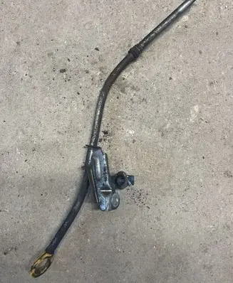 Toyota Avensis T220 Oil level dip stick 