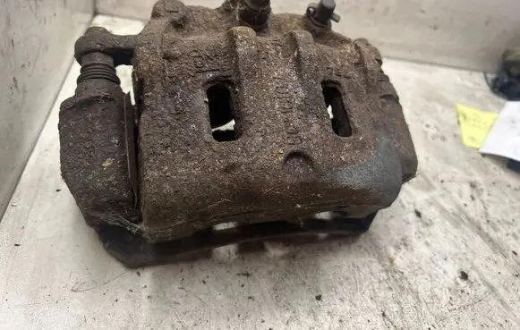 Opel Antara Front brake caliper 7E4N