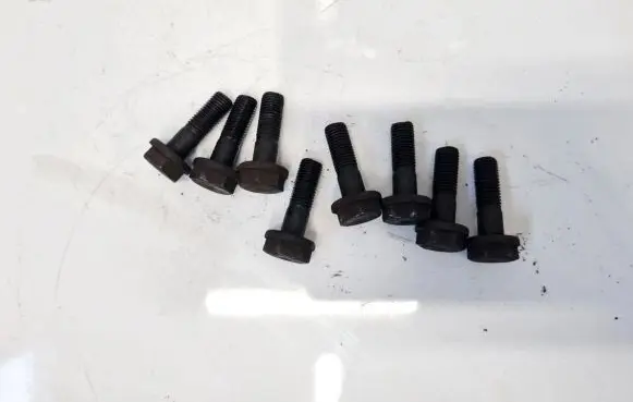 Toyota RAV 4 (XA20) Nuts/bolts 