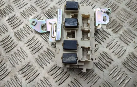 Nissan X-Trail T32 Fuse module