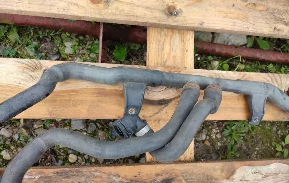 BMW 5 E60 E61 Engine coolant pipe/hose