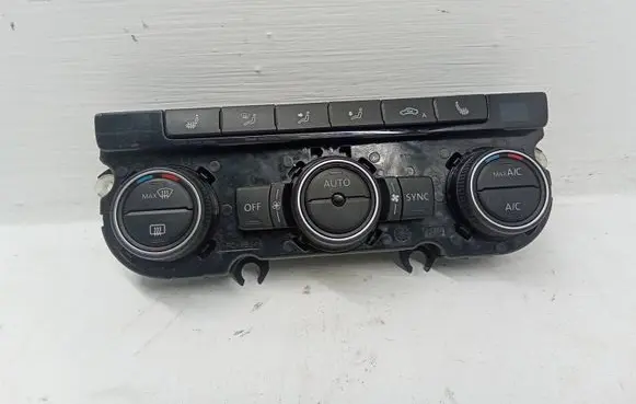 Volkswagen Tiguan Climate control unit 1K8907044BF 5HB01261461