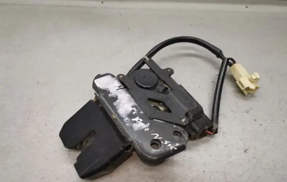 Tailgate/trunk/boot lock/catch/latch