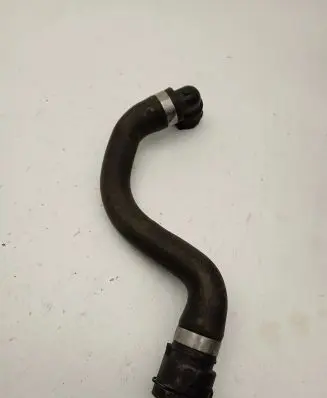 Mercedes-Benz C W205 Engine coolant pipe/hose A2055018184
