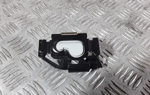 Audi A6 S6 C7 4G Parcel shelf load cover mount bracket 4G9861736