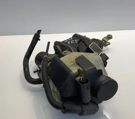 Mercedes-Benz E W211 Master brake cylinder A0004300312 016038 0004300312