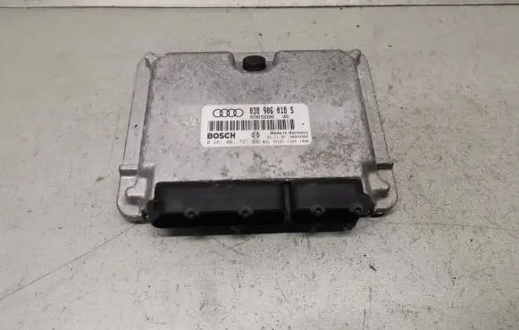 Audi A4 S4 B5 8D Engine control unit/module 038906018S 0281001721