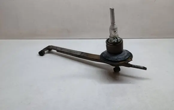 BMW 5 E60 E61 Gear shifter/selector 7544524 25117544524