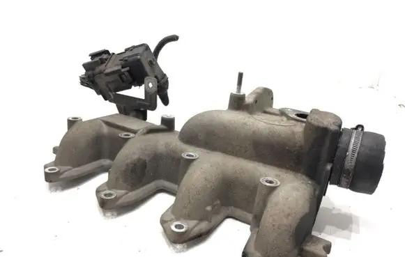 Ford Focus Intake manifold 4M5Q-9424-CC