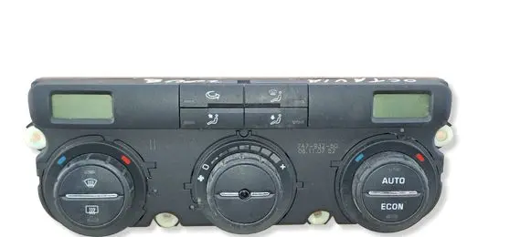 Skoda Octavia Mk2 (1Z) Climate control unit 74793250 06110752