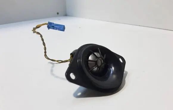 BMW 5 E60 E61 Parcel shelf speaker 6513918479502 61928910