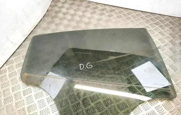 Peugeot 208 Rear door window glass 43R001595