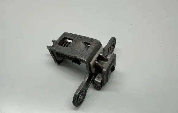 Volkswagen Amarok Tailgate/trunk/boot lock/catch/latch 2H5829211A