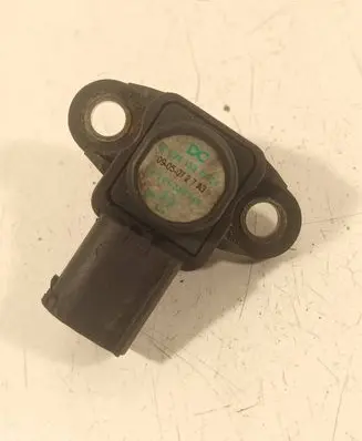 Mercedes-Benz E C207 W207 Air pressure sensor A0061531328 09050727A3 0261230140