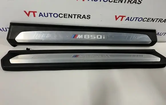 BMW 8 G14 sill trim set (inner) 8077782 07012021