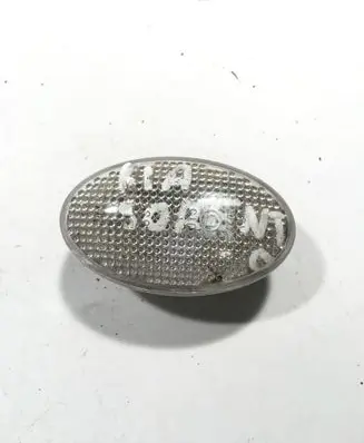 KIA Sorento Front fender indicator light E1446