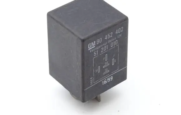 Opel Vectra B Other relay 90452402
