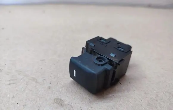 KIA Sportage Electric window control switch 3695101000