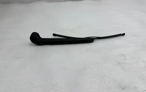 Audi Q7 4M Rear wiper blade arm 4M0955407