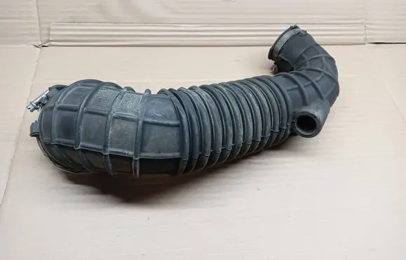 Audi Q5 SQ5 Intercooler hose/pipe 03G129629D