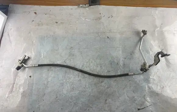 Volkswagen Polo III 6N 6N2 6NF Air conditioning (A/C) pipe/hose