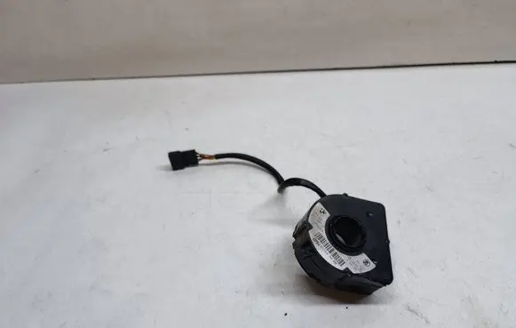 BMW 3 E46 Steering angle sensor 6760232 37146760232