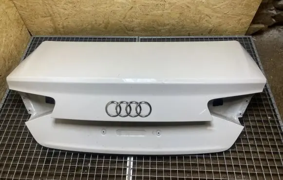 Audi A8 S8 D4 4H Tailgate/trunk/boot lid
