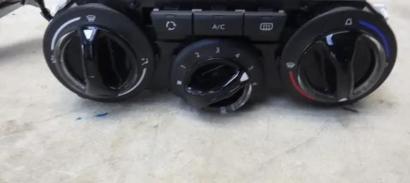 Peugeot 407 Climate control unit 9819811577