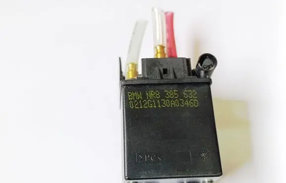 BMW 5 E39 Seat control module 8385632