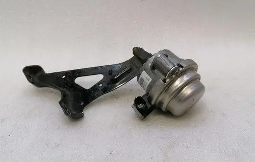 Porsche Cayman 981 Engine mount bracket 98137505908