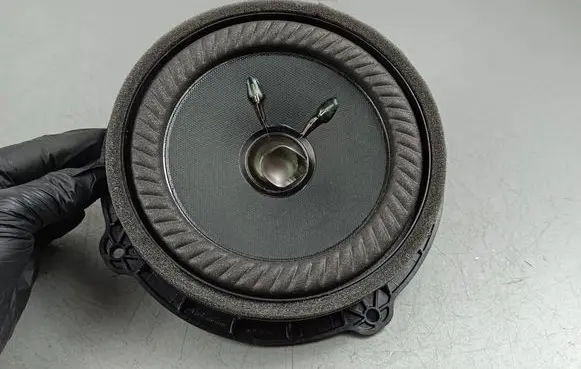 KIA Sorento IV Front door speaker 8043380040