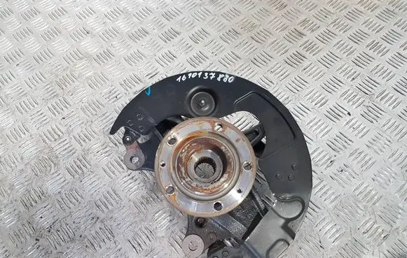 Citroen C4 II Picasso Front wheel hub 1610137880
