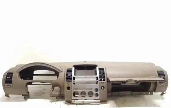 Nissan Pathfinder R51 Dashboard