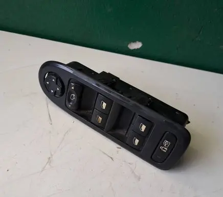 Citroen C5 Electric window control switch