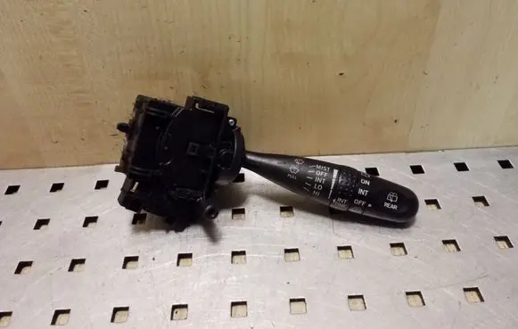 Toyota Corolla E120 E130 Wiper control stalk 173647