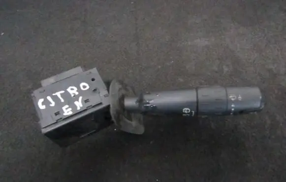 Citroen Xsara Picasso Wiper control stalk 96172873zl 61580038