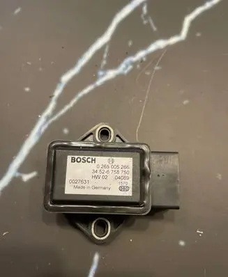 BMW 5 E60 E61 ESP acceleration yaw rate sensor 34526758750 0027631