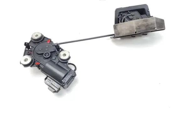 Volvo S90, V90 Tailgate window lock/catch/latch 31349975