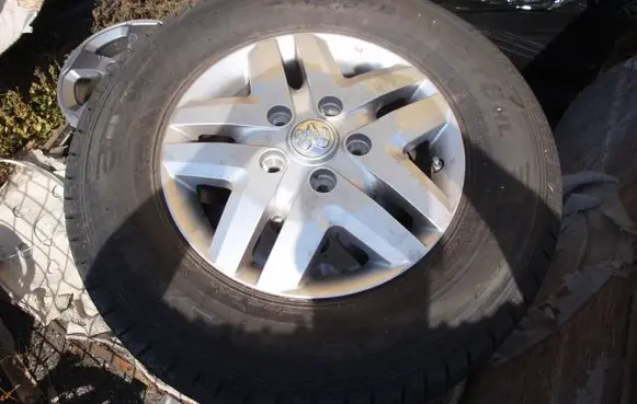 Dodge RAM R16 winter tire 