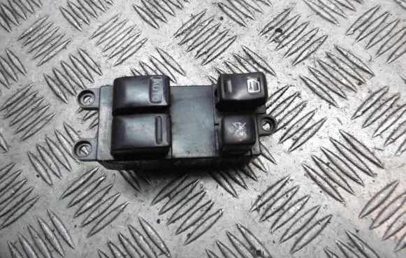 Nissan Almera N16 Front door window switch trim 