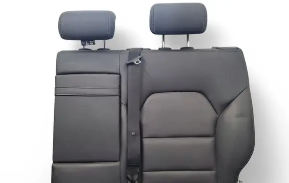 Mercedes-Benz GLA W156 X156 Rear seat 